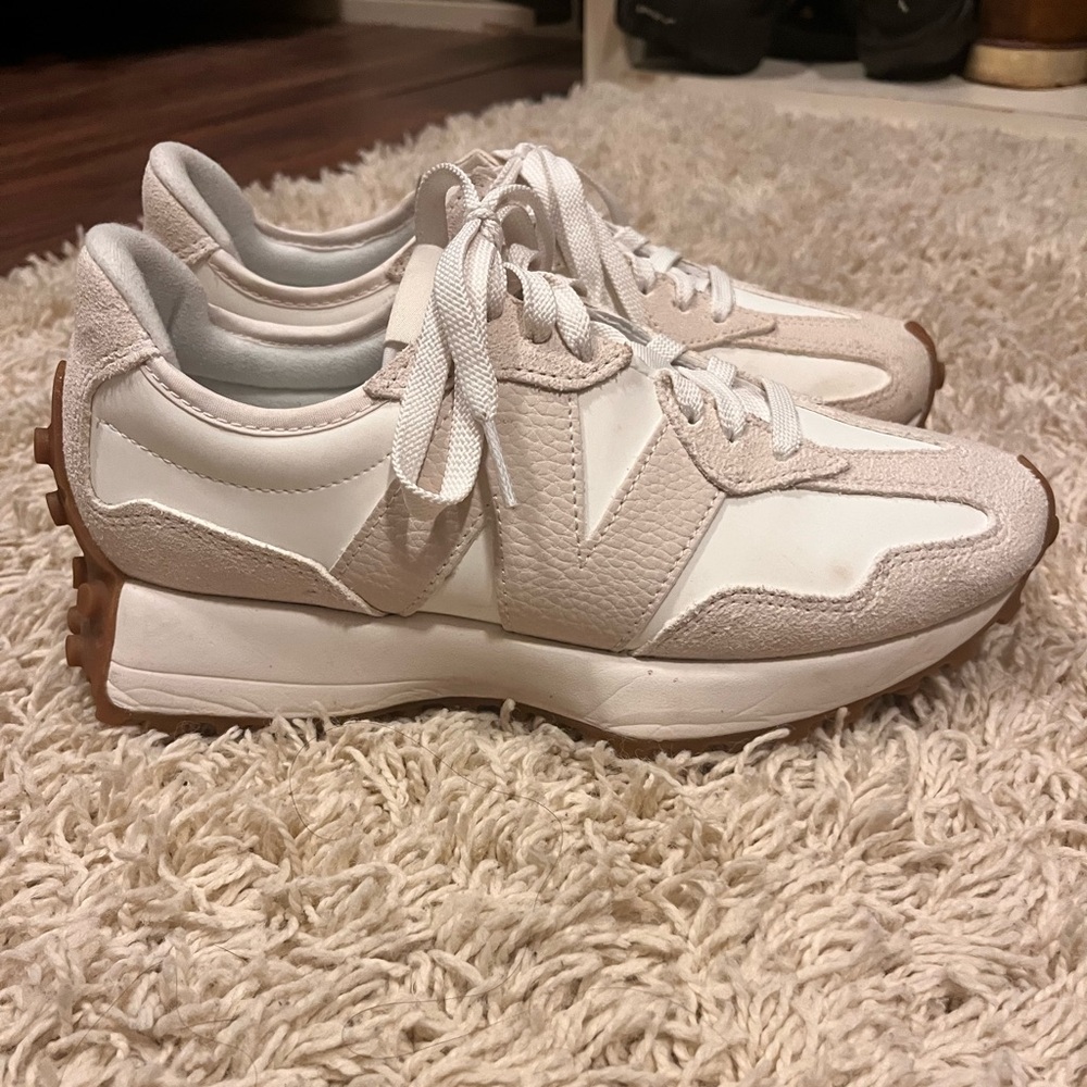 New Balance White and Tan Sneakers
